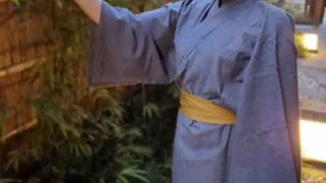 FC2精品無碼PPV-2778185 隠れ巨乳のJD・バイト先の旅館で応援中出し