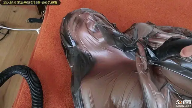 女人被裝進塑膠袋，吸乾空氣，窒息的感覺差點崩潰『360影視』