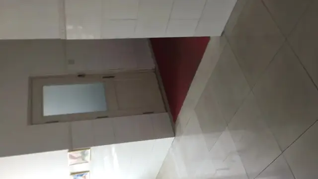 搞藝術的女生真是不得了 BB可真黑