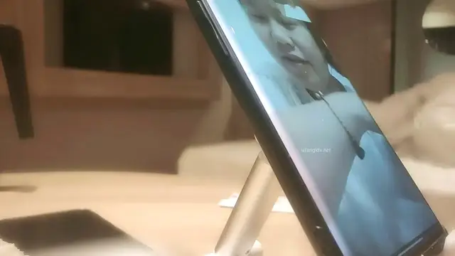 [直播] 推薦 【良家故事】23.04.19 偷拍 網戀 中年良家婦女收割機 飢渴的人妻 欲拒還迎 在床上也真是個蕩婦 6