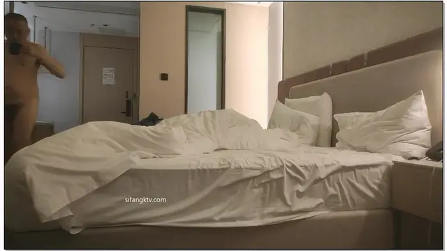 [直播] 推薦 【良家故事】22.05.11偷拍.網交新認識中年婦女 看起來趕時間 搞完洗完澡 春風滿面得意的笑 2