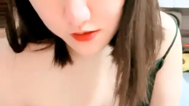 [直播] 還在哺乳期 清秀美人妻 【莊青蓴】 擠出奶水自己嚐嚐 無套內射 生過娃的女人已經徹底放開了 8